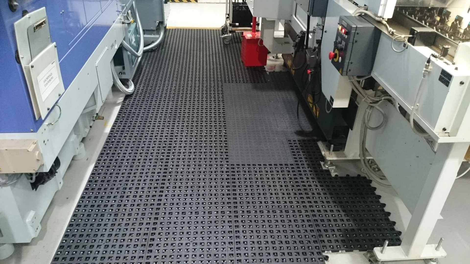 interlocking anti fatigue mats